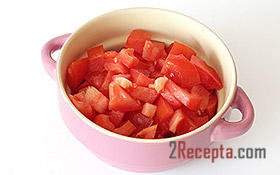 Камбала с помидорами и сыром, запеченная в духовке
