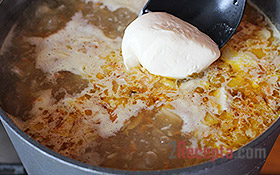 Куриный суп с сырными шариками