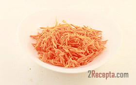 Салат из свеклы с морковью и сыром
