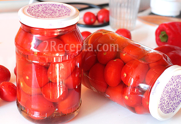Рецепт 1: Классические соленые помидоры