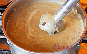 Суп-пюре из чечевицы со сливками и сыром