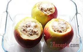 Яблоки, запеченные с творогом и мёдом