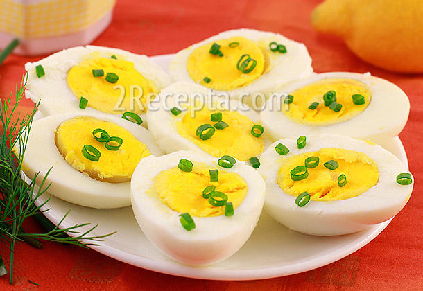 Яйца, сваренные на пару в мультиварке